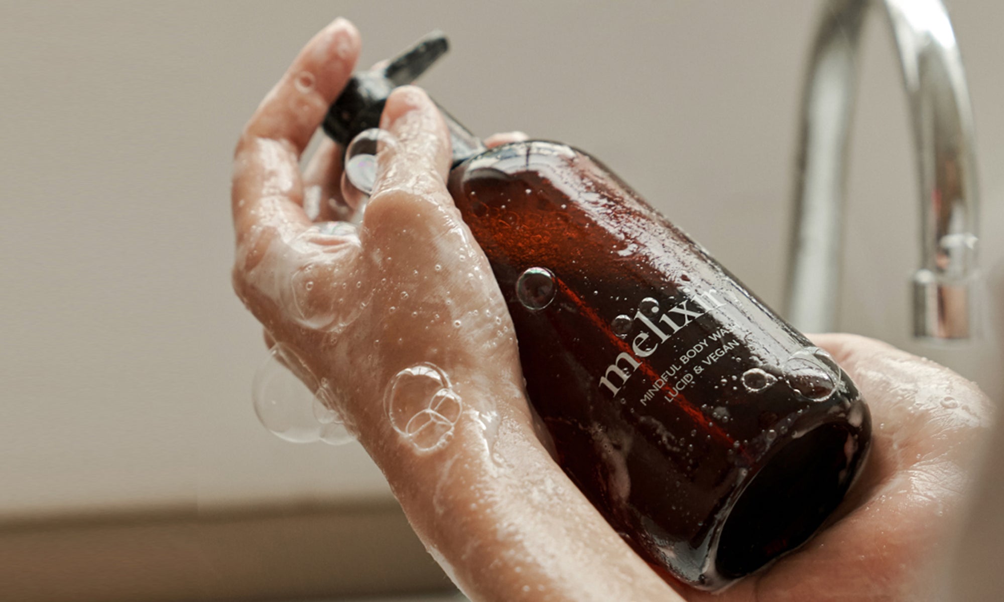 [Behind Story] Bare Hand Wash