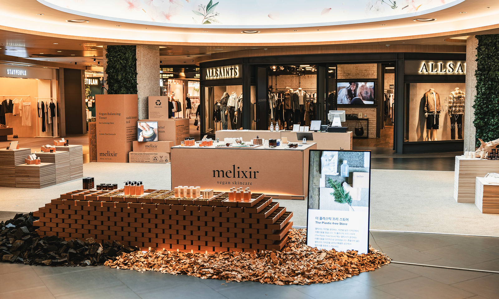 [Behind Story] The Plastic-Free Store