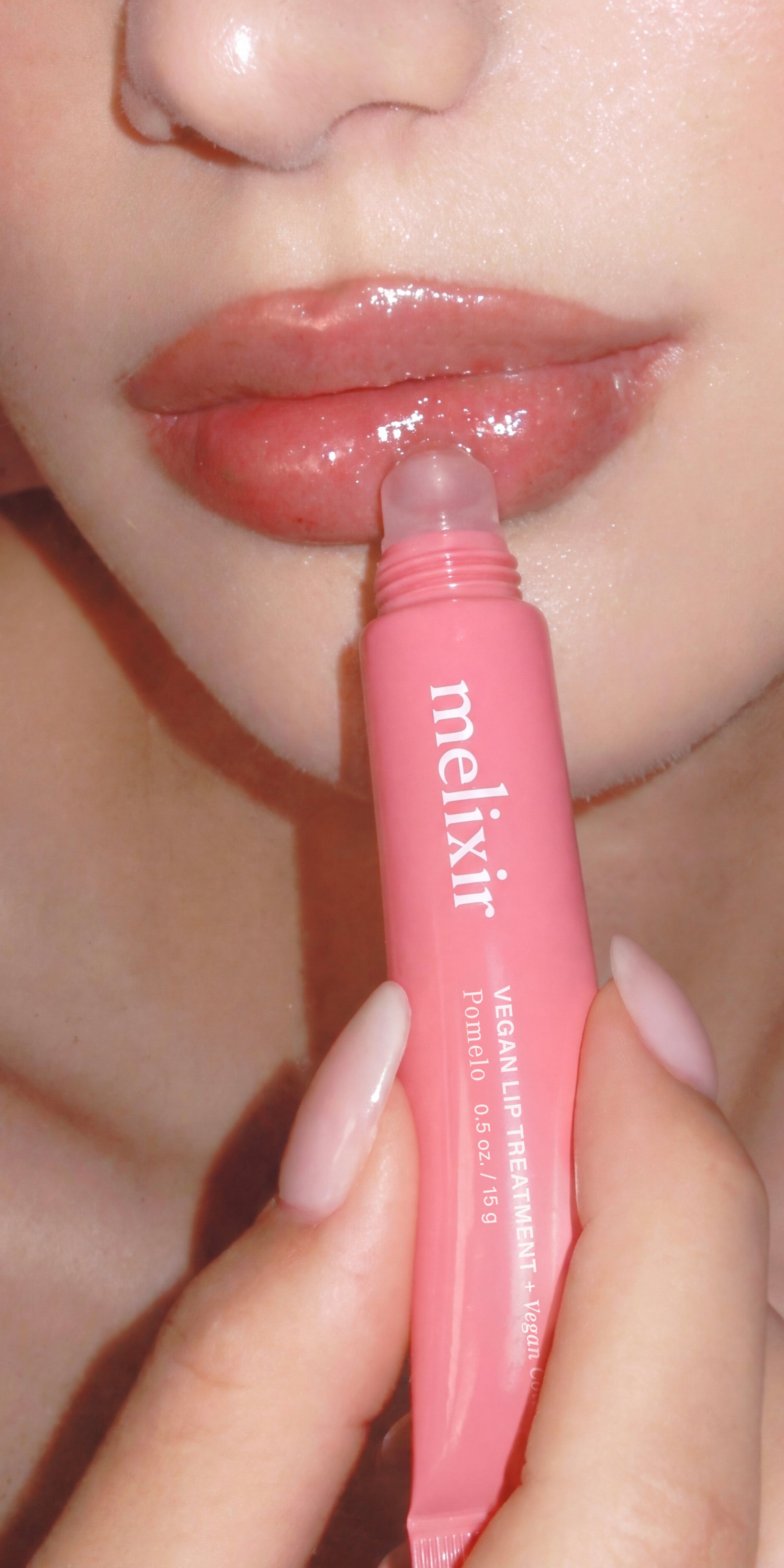 Melixir Vegan Lip Treatment Pomelo — glossy lips